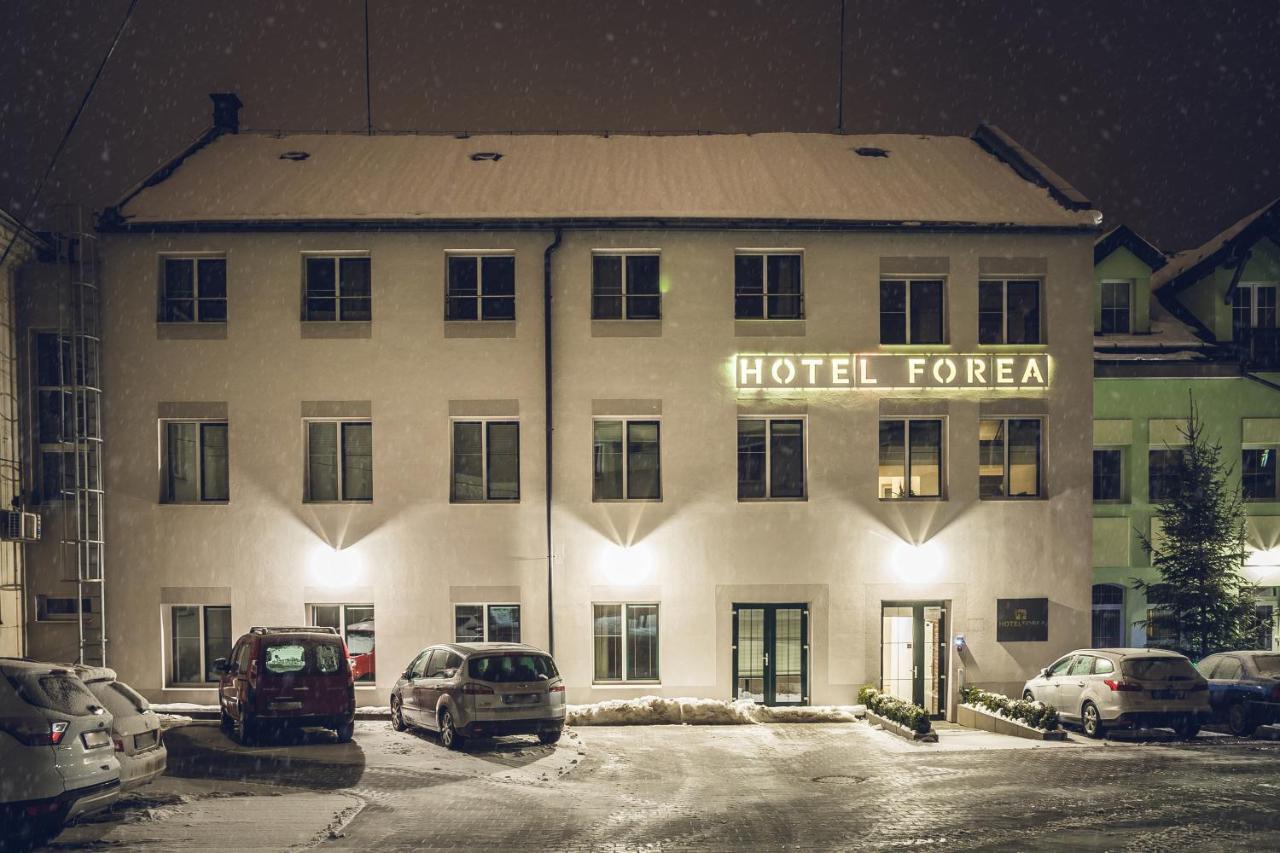 Hotel Forea Lanskroun Bagian luar foto