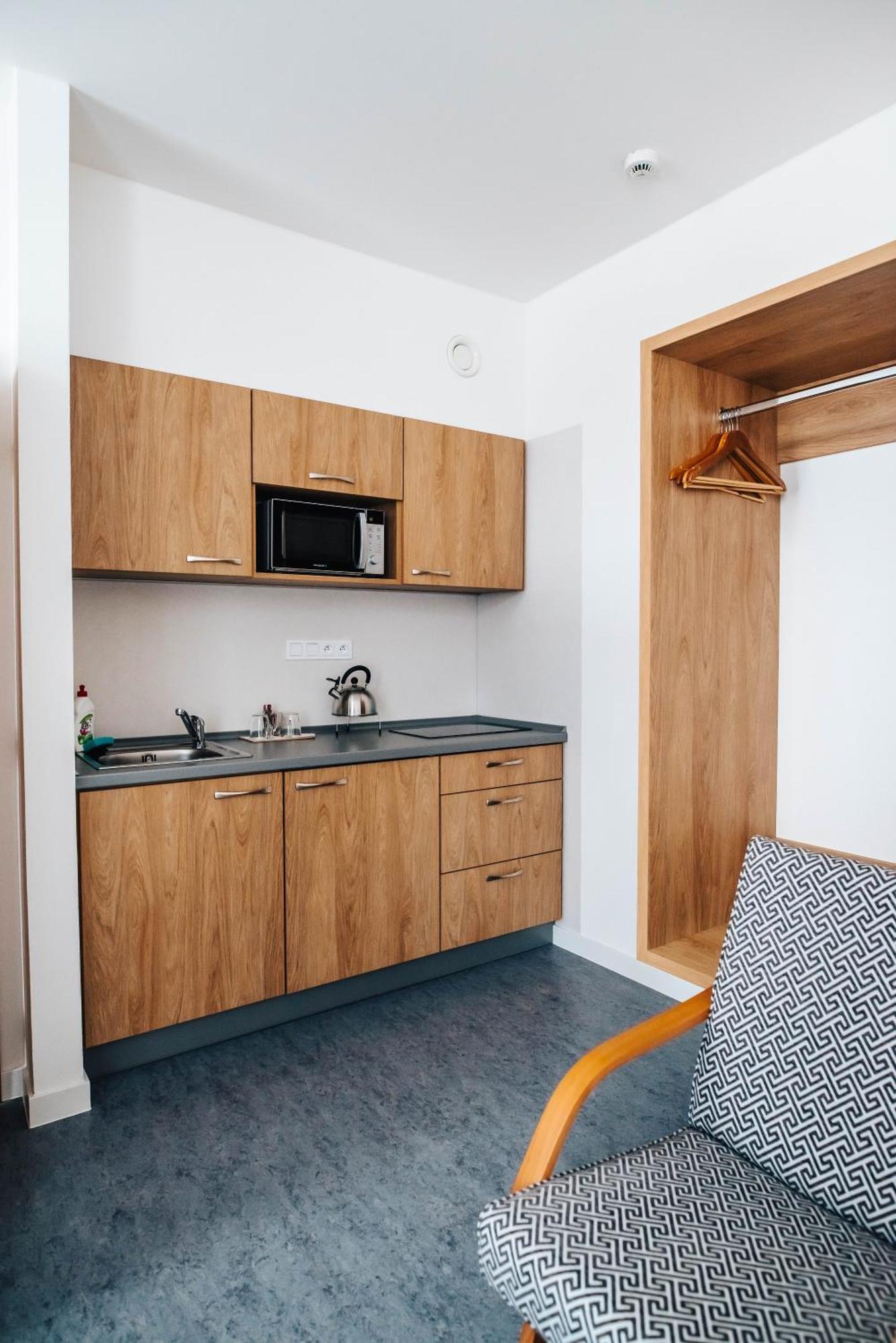 Hotel Forea Lanskroun Bagian luar foto