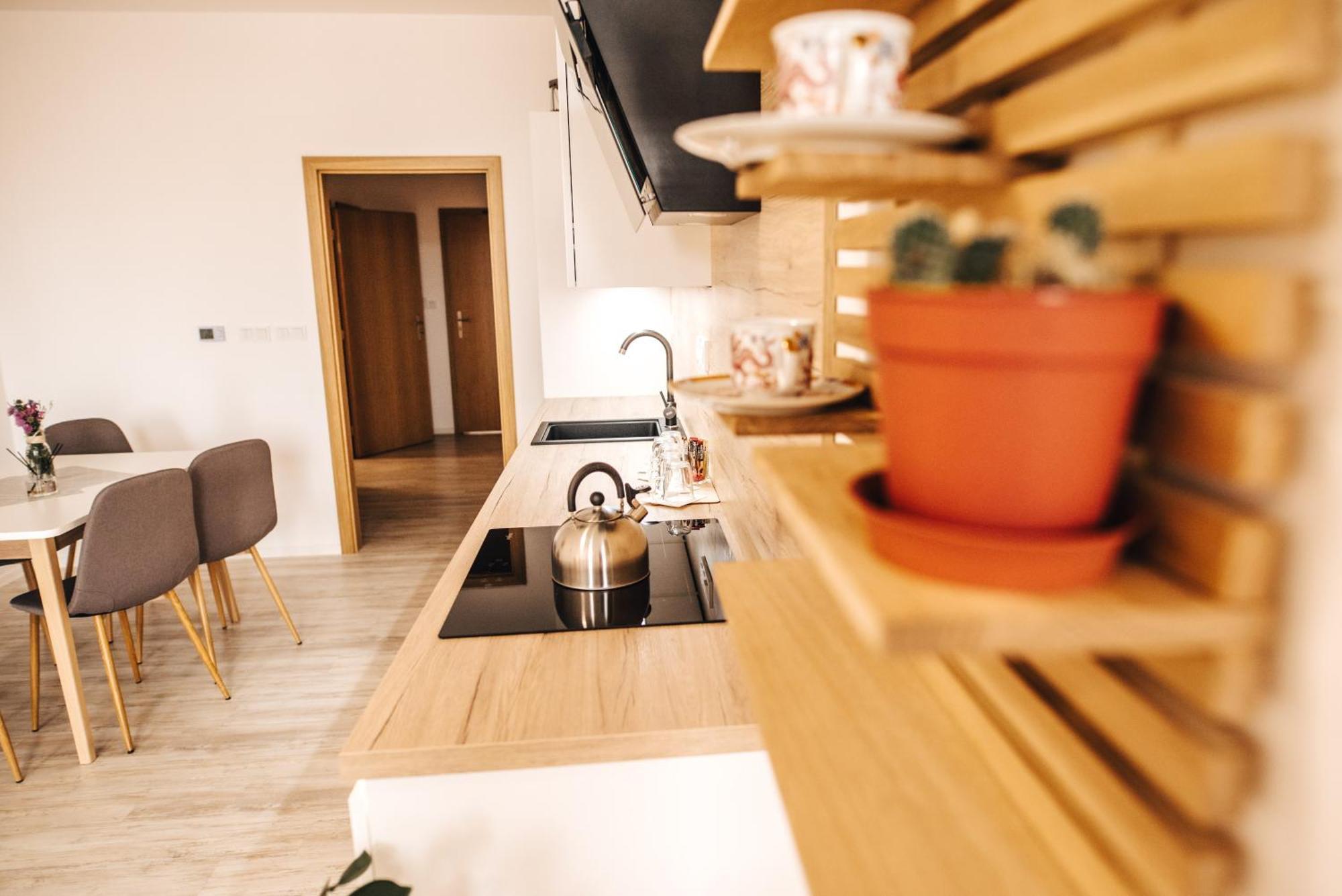 Hotel Forea Lanskroun Bagian luar foto