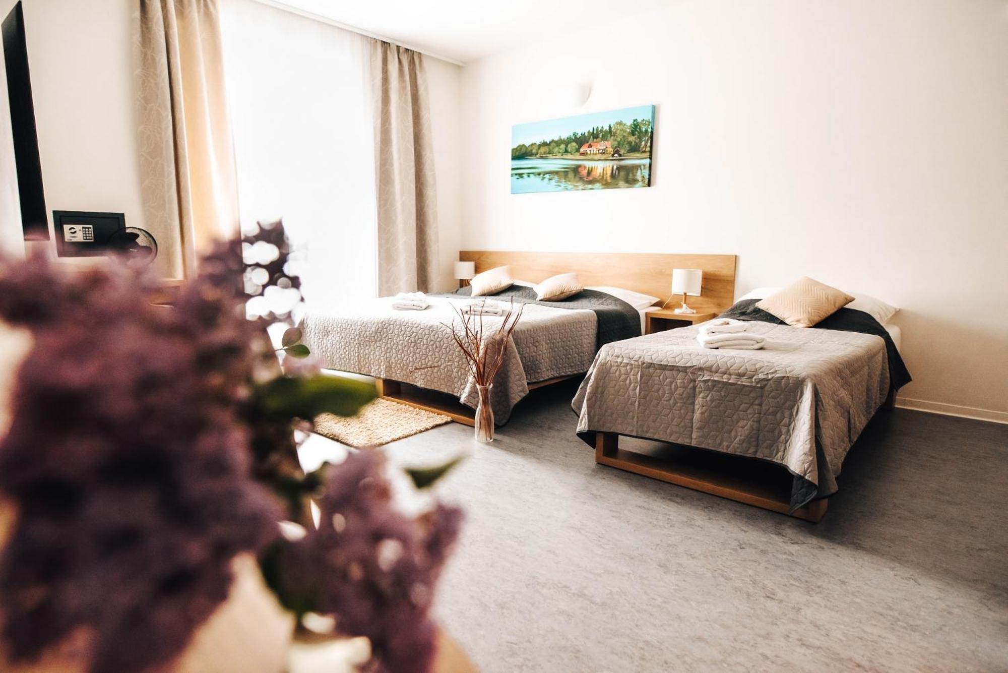 Hotel Forea Lanskroun Bagian luar foto