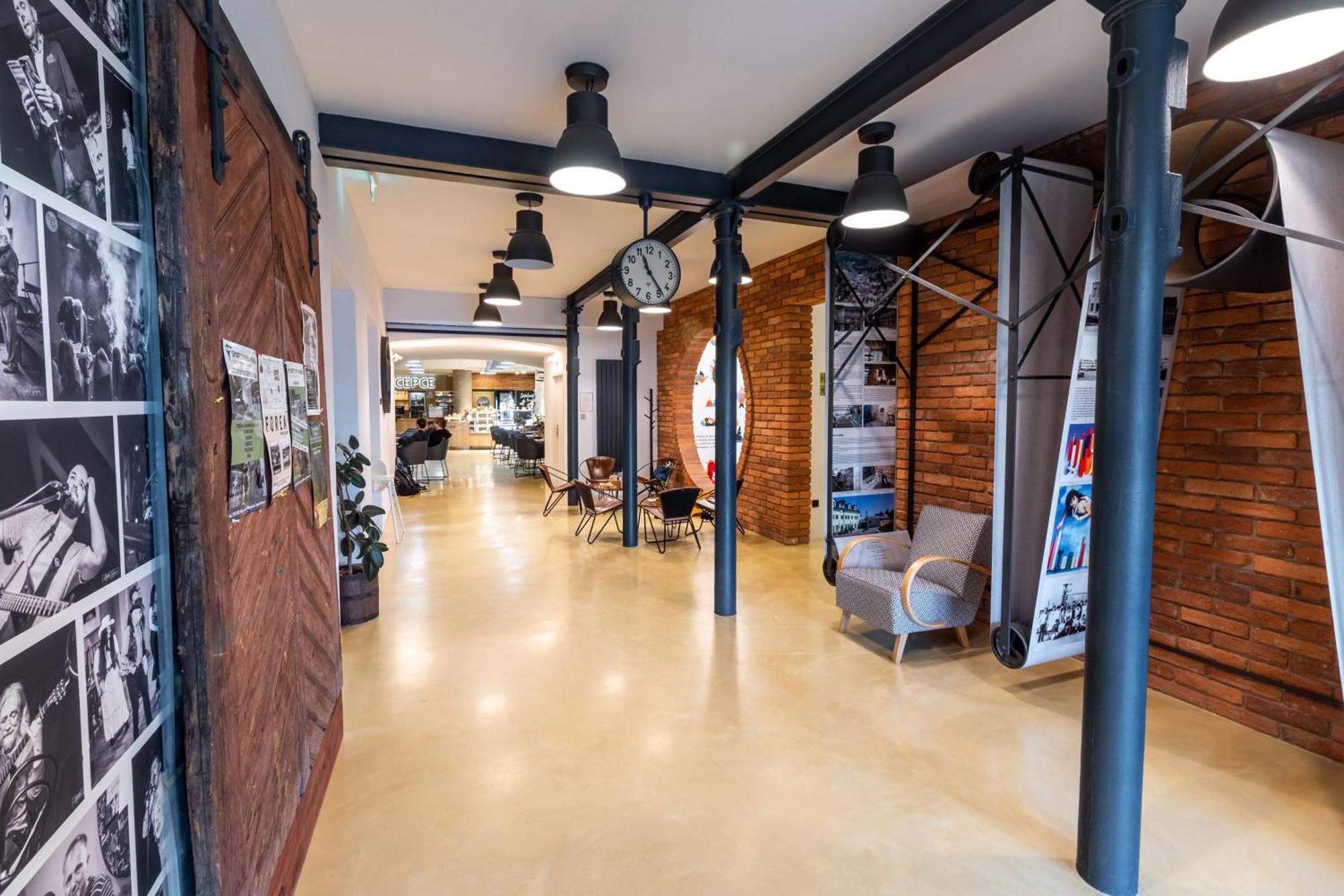Hotel Forea Lanskroun Bagian luar foto